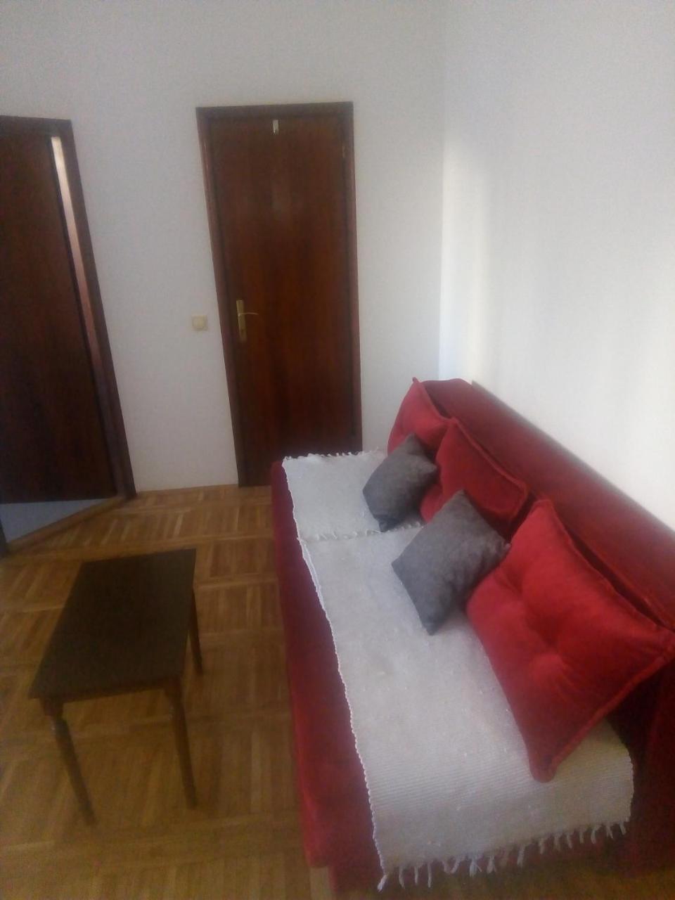 Ivana Center Νόβι Σαντ Εξωτερικό φωτογραφία